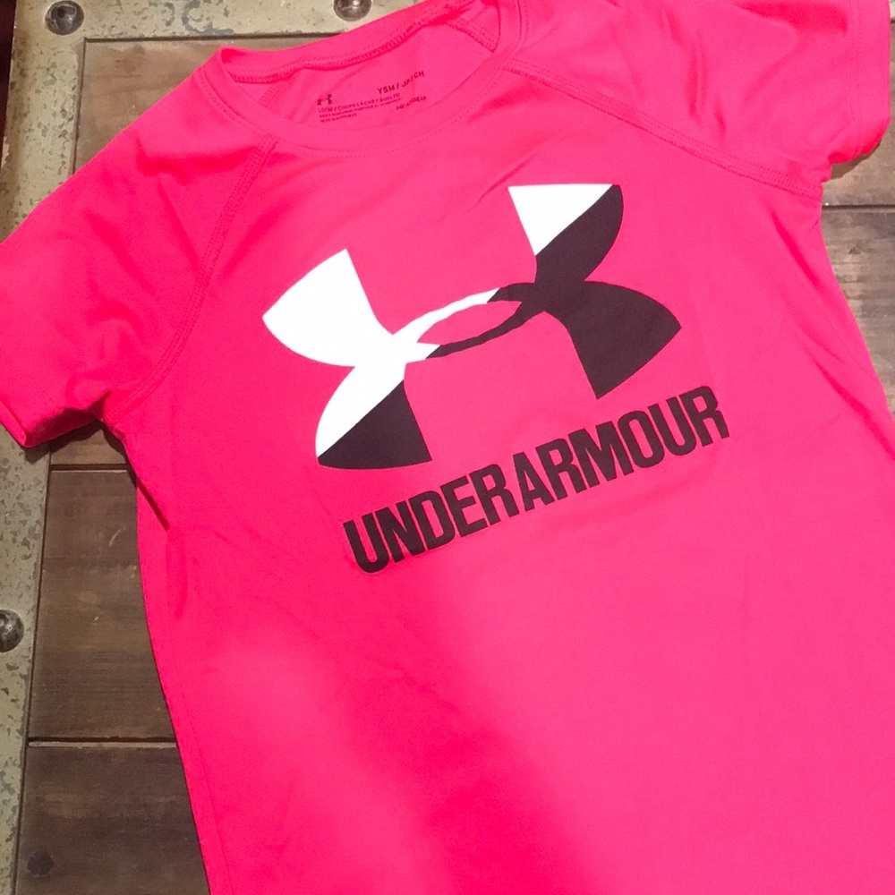 UA T